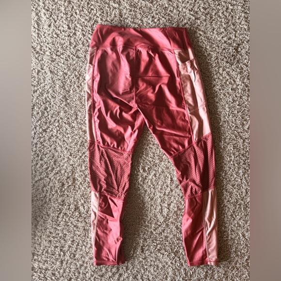 Good American metallic pink leggings - Picture 5 of 6